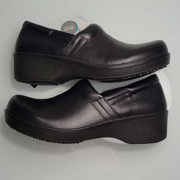 Dr. Scholl's NWT Women's Black Leather Dynamo Slip Resistant Safety Clogs Size 9 - Picture 5 of 8